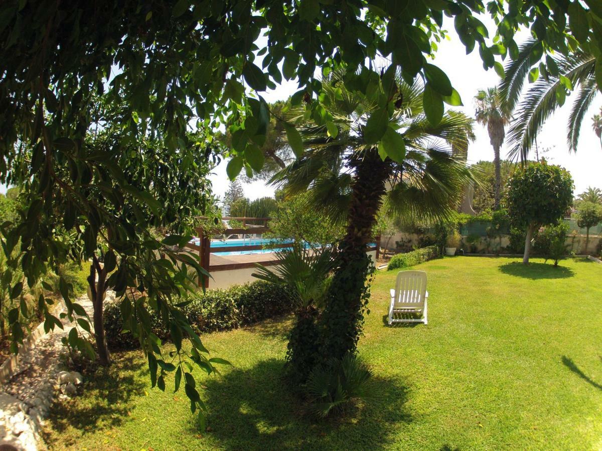 A Due Passi Dal Mare Con Piscina Villa Fontane Bianche Exterior photo
