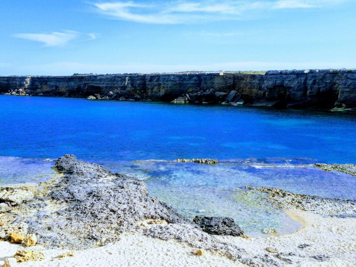 A Due Passi Dal Mare Con Piscina Villa Fontane Bianche Exterior photo